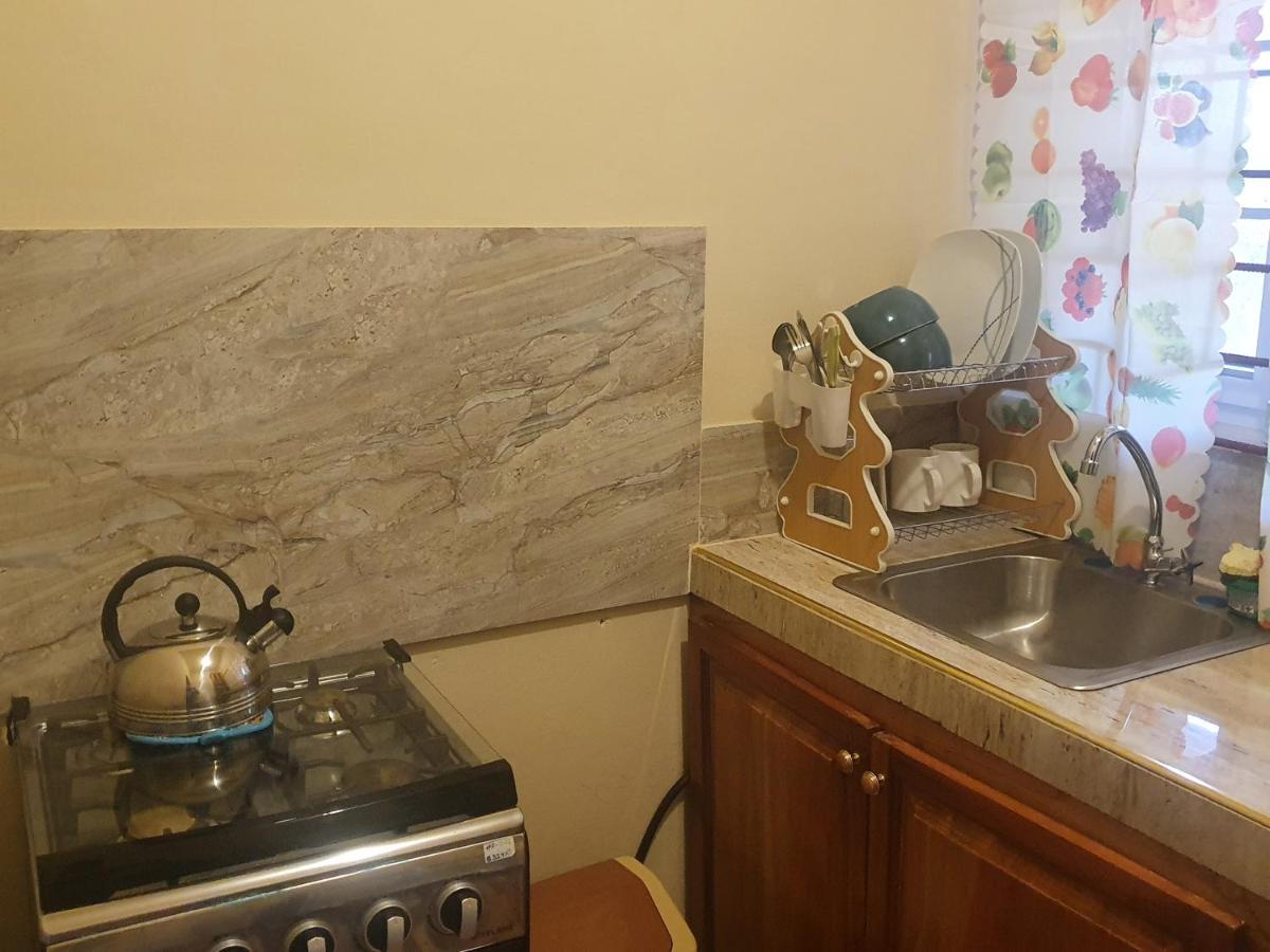 Mesmerize Guest House Πορτ Αντόνιο Εξωτερικό φωτογραφία