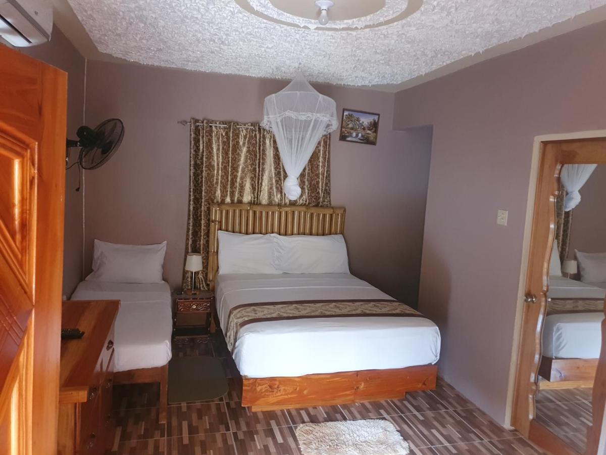 Mesmerize Guest House Πορτ Αντόνιο Εξωτερικό φωτογραφία