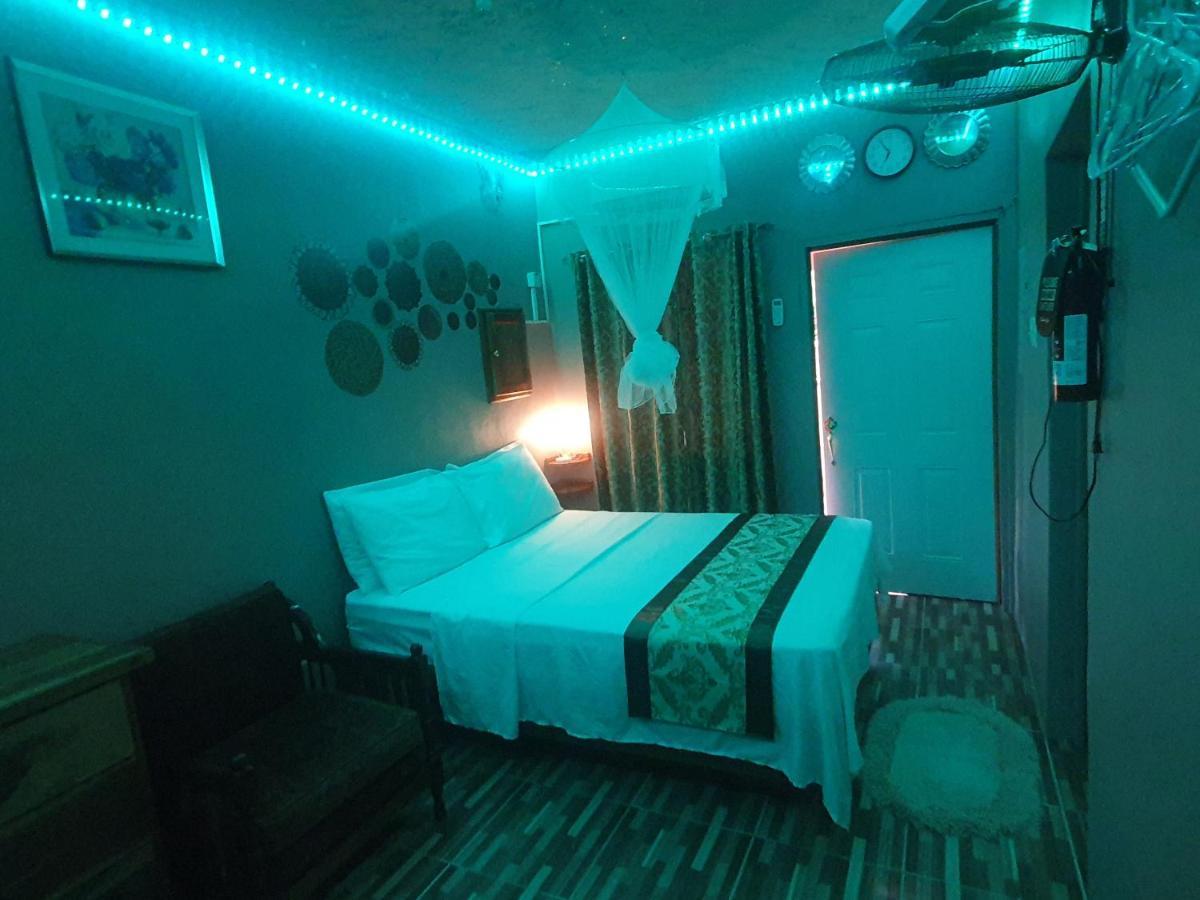 Mesmerize Guest House Πορτ Αντόνιο Εξωτερικό φωτογραφία